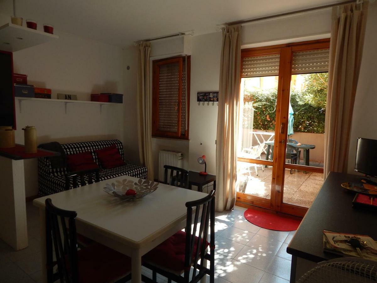 Apartamento Le Case Di Lara Sirolo Exterior foto